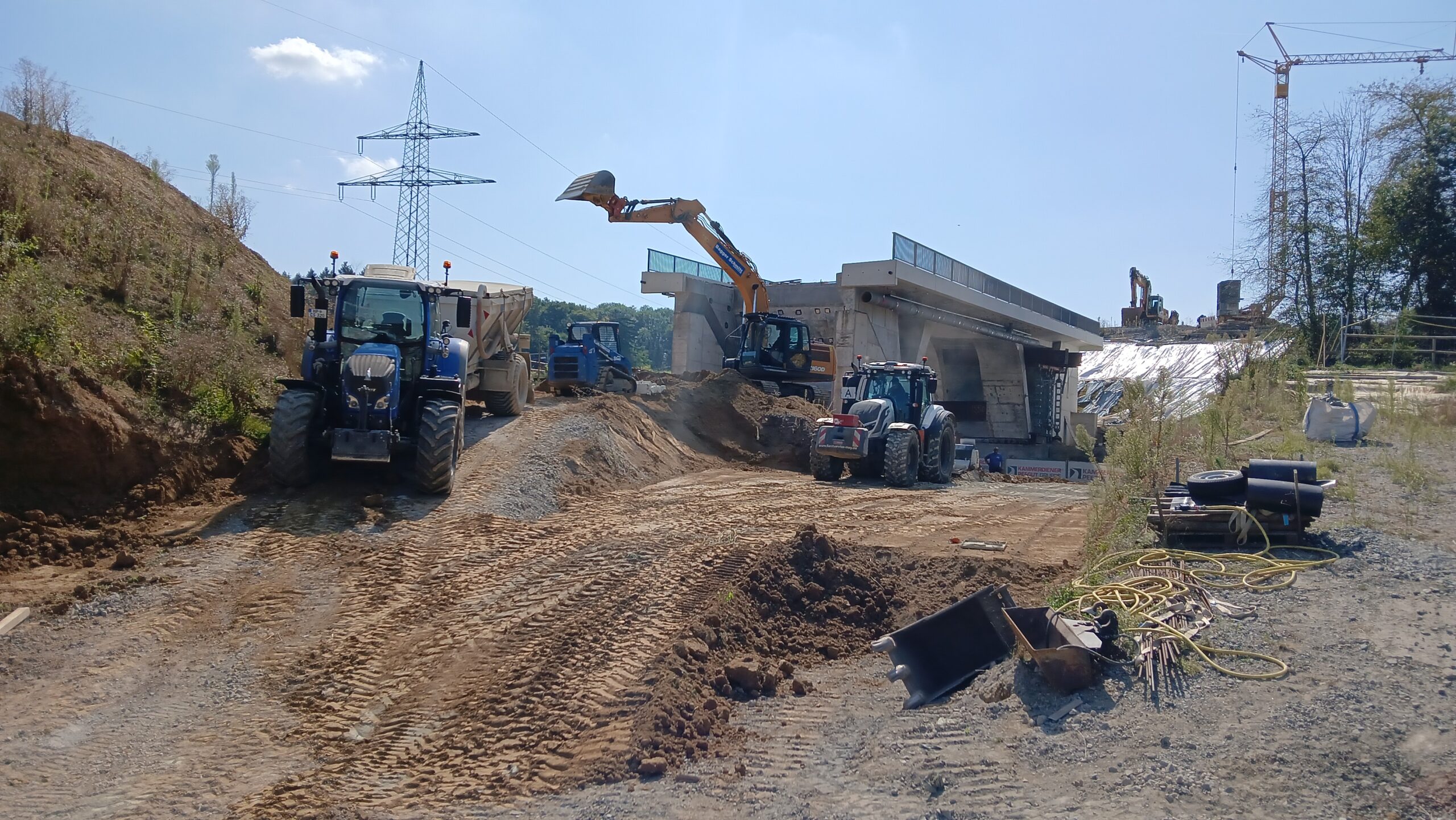Bodenverbesserung Erdarbeiten Bagger Schmitt Odenwald 1