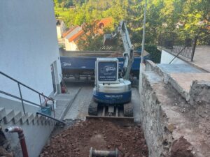 Baugrubenaushub für eine Garage