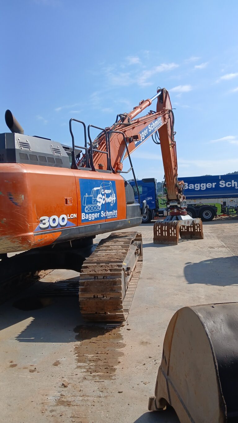 Baumaschinen - Bagger Schmitt