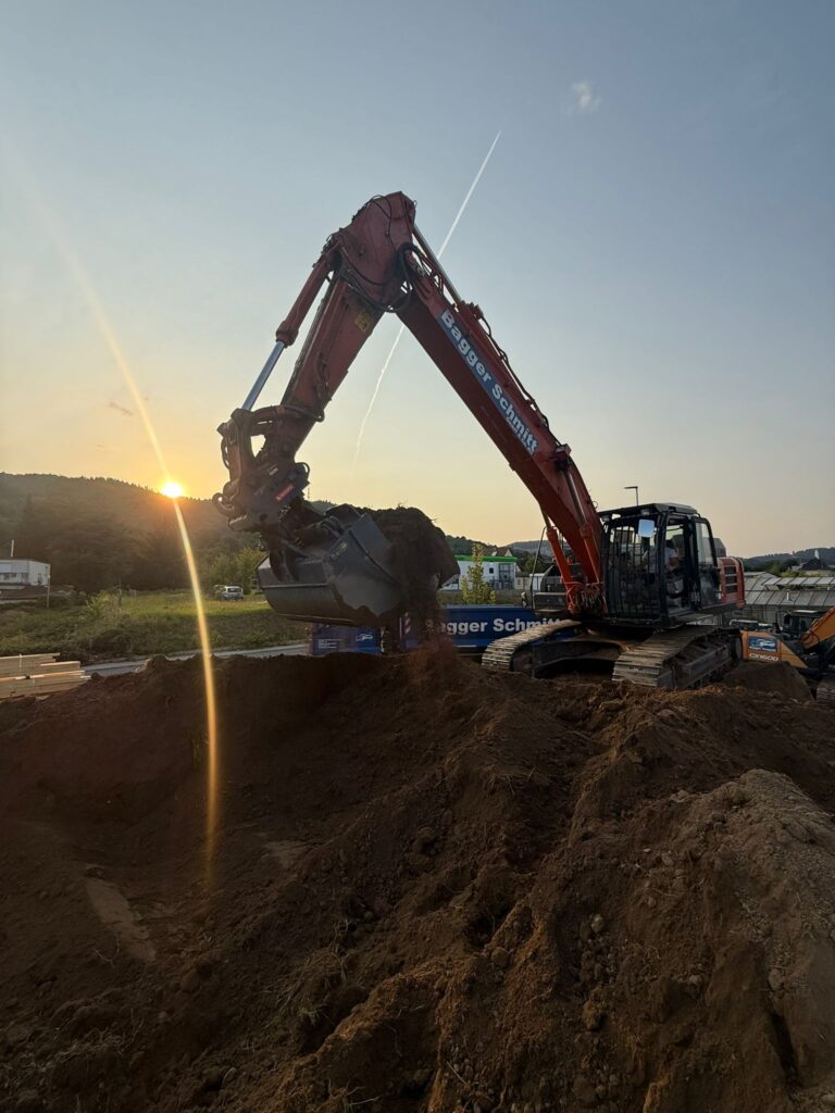 Baumaschinen - Bagger Schmitt