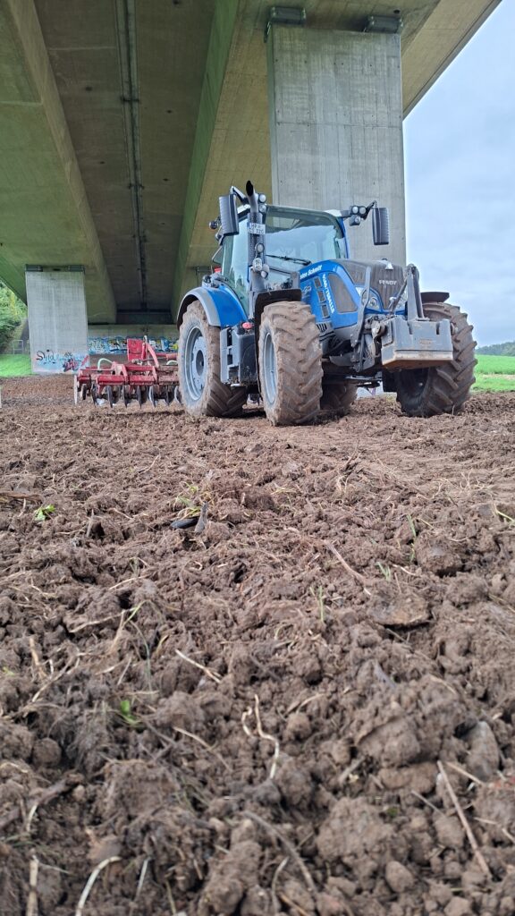 Traktor - Bagger Schmitt